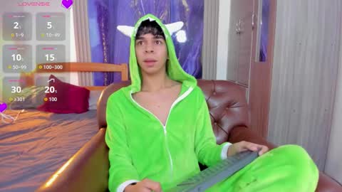 cristhian online show from November 26, 10:45 am