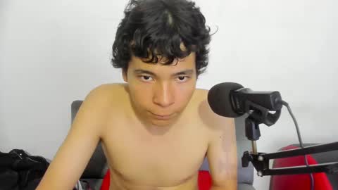 Cristian Camilo online show from January 1, 1:26 am