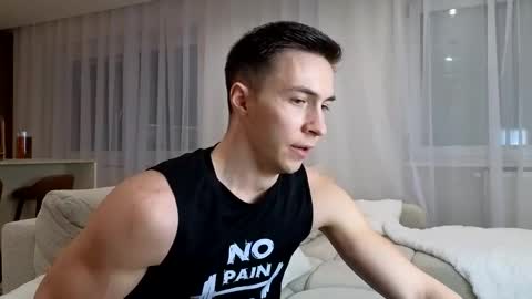 CristianoHailey online show from February 17, 9:00 pm