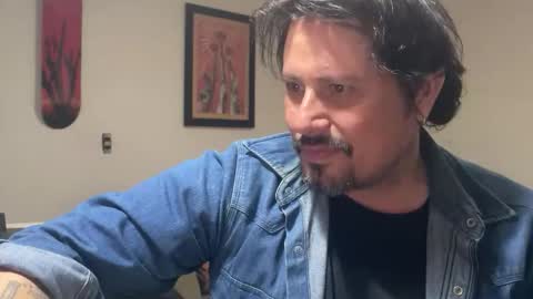 cristianthelion online show from March 6, 8:52 pm