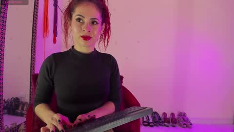 Cristin online show from February 13, 4:50 pm