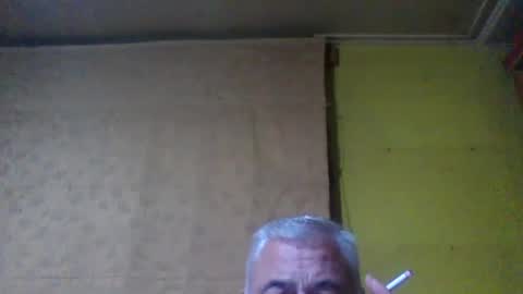 crmperez online show from June 17, 2:27 am