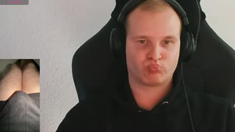 Anderson online show from April 23, 10:12 am