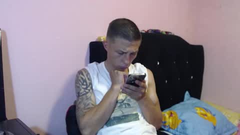 cronos_hot_888 online show from February 25, 7:06 pm