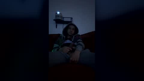 cry_guy online show from February 12, 11:47 am