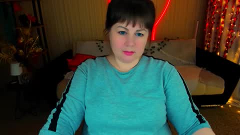 Anna online show from March 19, 6:57 pm