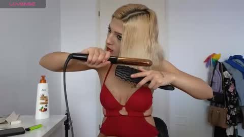 Crys online show from September 9, 9:42 am