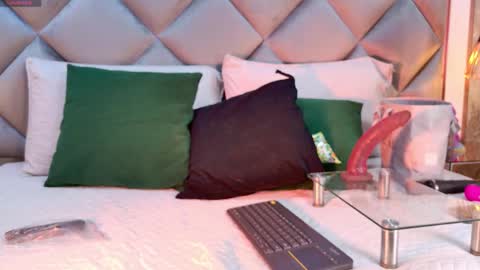 crystal_gilton online show from January 31, 7:22 pm