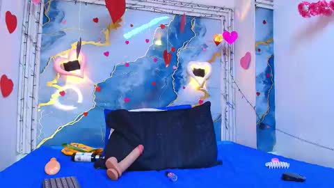 crystal online show from February 2, 7:21 pm