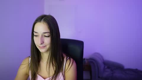 Crystalbrunette18 online show from July 4, 4:43 pm