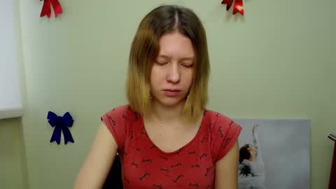 Stella online show from March 6, 8:09 am