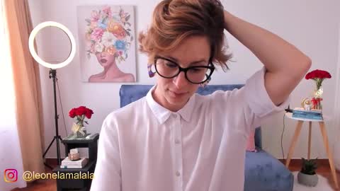 Leonela online show from October 5, 3:52 pm