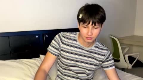 cuddly_and_jinx online show from March 28, 7:54 am