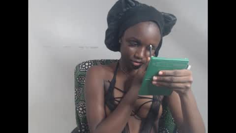 sophie online show from December 5, 2:59 pm