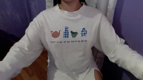 cummingirlx online show from January 13, 8:33 am