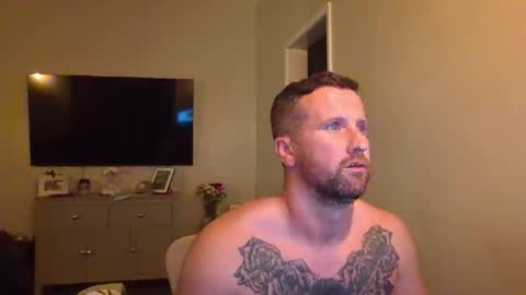 cumonleather26 online show from July 15, 11:09 pm