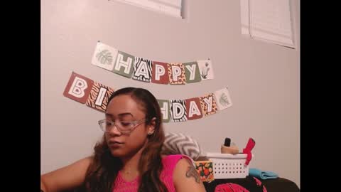 Nia Reese online show from March 7, 3:06 am