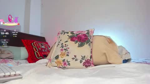 Linnette online show from February 19, 8:41 pm