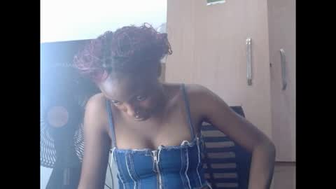 cupidxdoll online show from March 2, 3:44 am