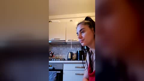maria  alex online show from August 9, 4:18 am