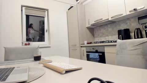 maria  alex online show from June 22, 1:33 am