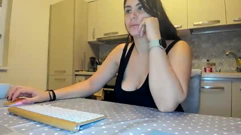 Snapshot of cuplu29 chatting on October 21, 11:30 pm maria alex online show from October 21, 11:30 pm
