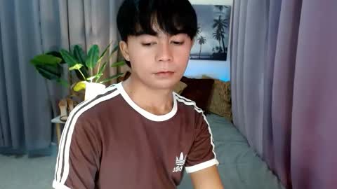 Xyrien online show from April 23, 9:06 am