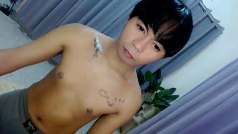 Xyrien online show from April 16, 7:30 am