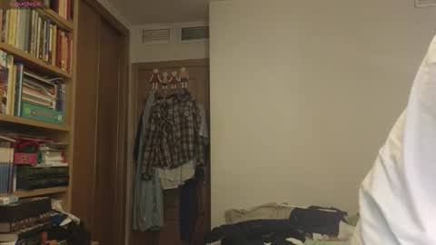 curiosillo1983 online show from October 5, 4:47 pm