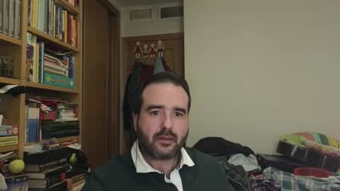 curiosillo1983 online show from February 3, 6:45 pm