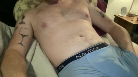 Snapshot of curiousmax18 chatting on February 13, 6:15 pm Maxx online show from February 13, 6:15 pm