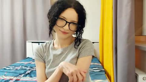 Kira online show from May 2, 11:43 pm
