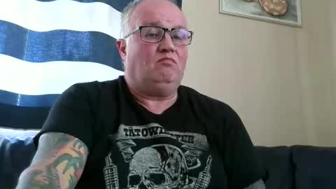 curtus14 online show from October 21, 2:43 pm