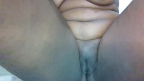 curvy_ebony8 online show from June 13, 9:52 am