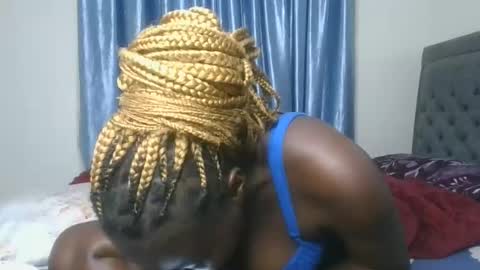 mel online show from February 14, 6:21 pm