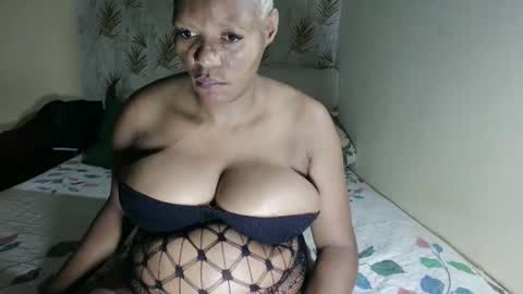 curvybae45 online show from November 20, 10:03 am