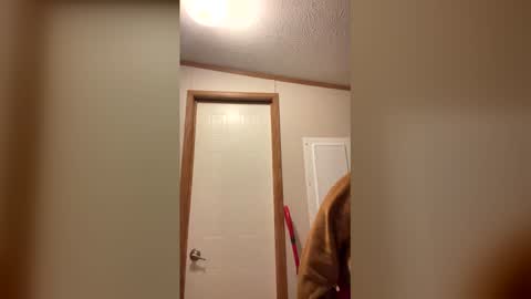 dahlia -kim online show from December 17, 7:15 am