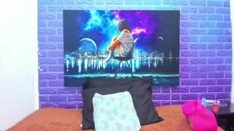 Danna online show from April 23, 11:18 am