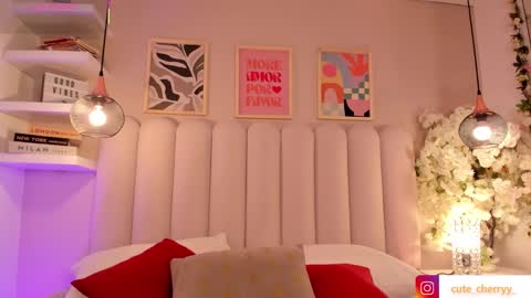 Amber  online show from October 6, 8:37 pm