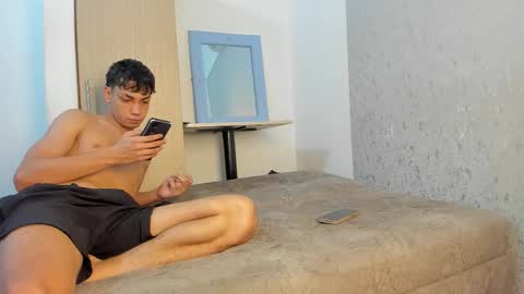 ARTURO-18  MATIAS-18  NIKOLAY-19  HADES-18  GABO-19 online show from March 18, 8:04 pm