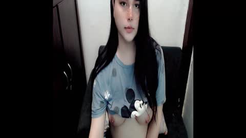 Snapshot of cute_candace chatting on October 28, 11:33 am indianadollbaby online show from October 28, 11:33 am