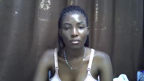 cute_emmy1 online show from November 17, 9:28 pm