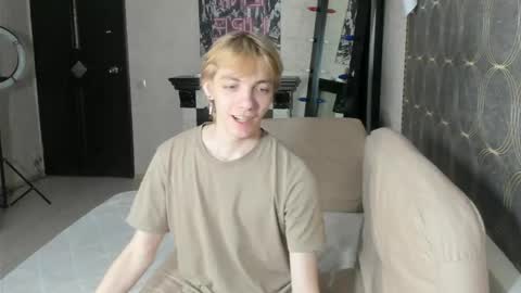 Grisha online show from April 27, 6:27 pm
