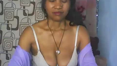murielle online show from May 10, 1:39 pm