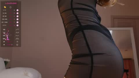  Hey im Kristina Thank you for your support  online show from February 17, 8:09 am