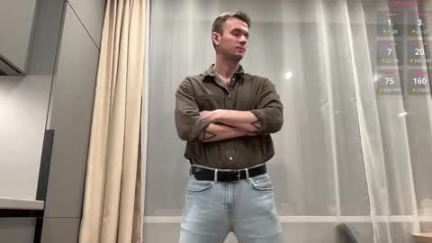 cute_skywalker online show from November 3, 7:59 pm