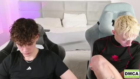 Thomas -  online show from February 25, 10:20 pm