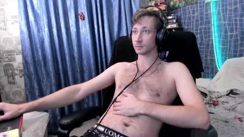 cuteboy228 online show from March 3, 4:26 pm