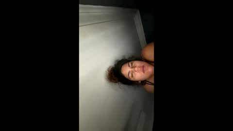 loveolots online show from January 14, 7:00 pm