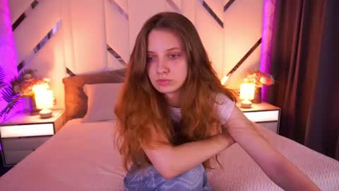 Foxy online show from June 27, 12:33 pm